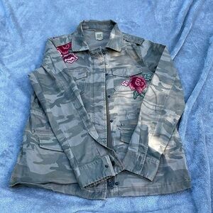 True Craft Floral Camo Top